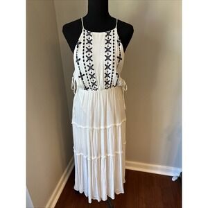 en creme embroidered dress Faux Leather Embroidered Dress Shell Pink / XL main image 1